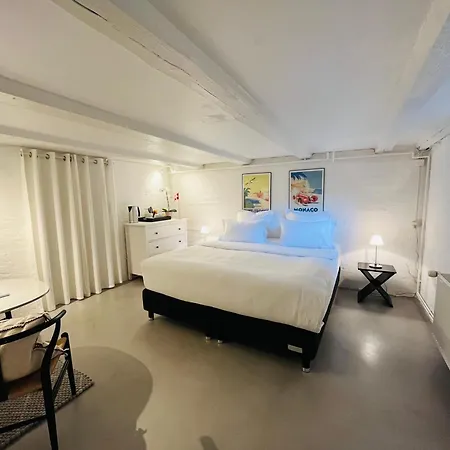 With Private Bathroom, 10-15 Min To Copenhagen Homestay szállás